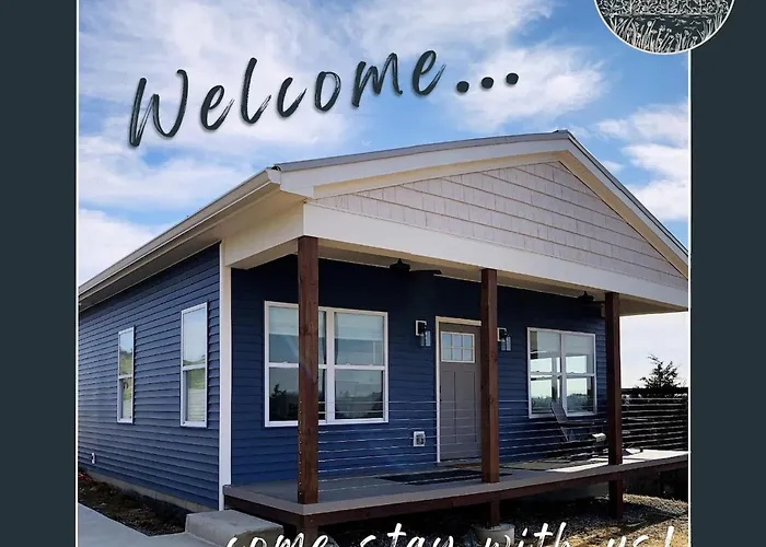 100 Acre Relaxing Retreat Near Ark - The Cottage